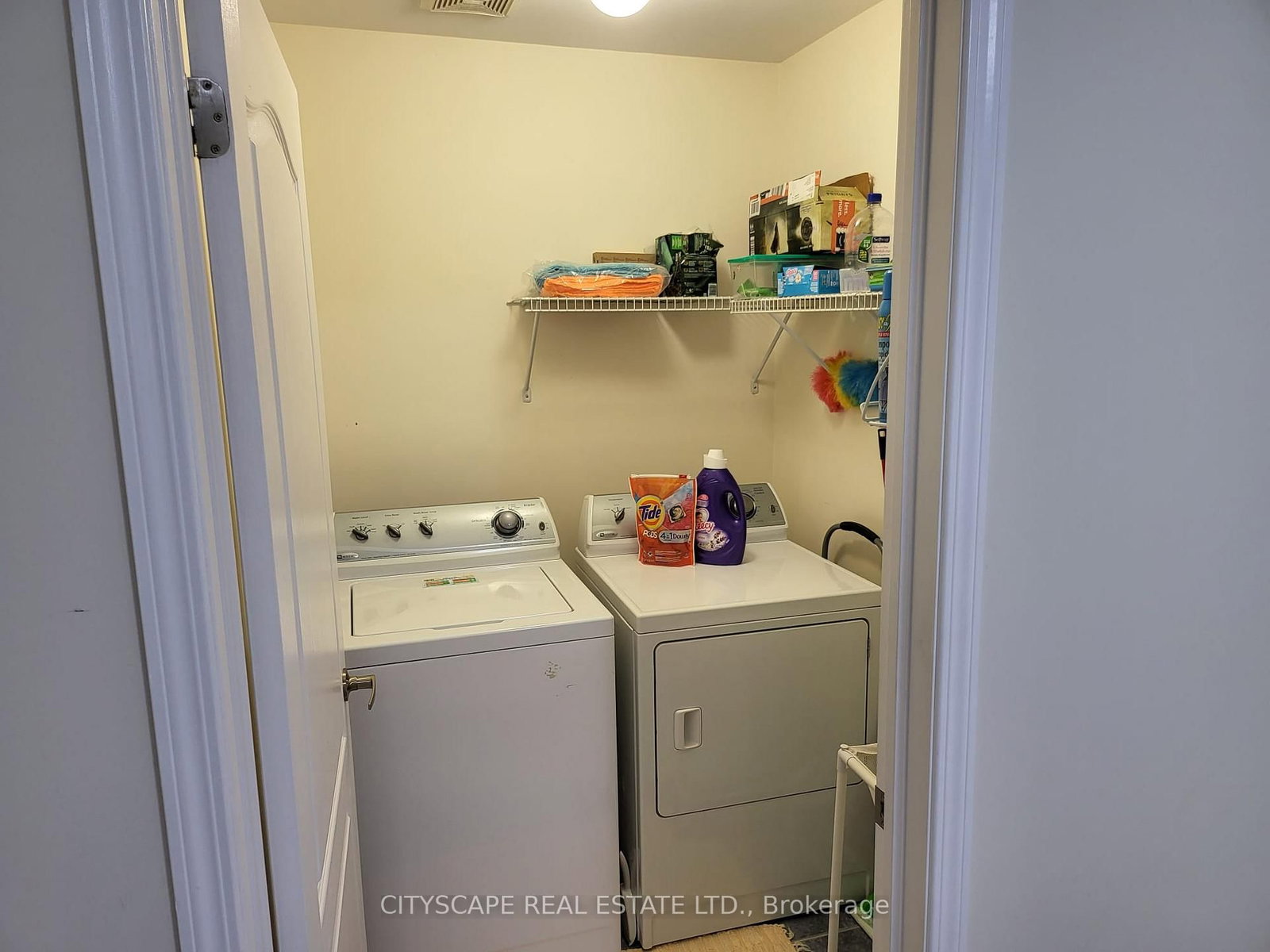 Semi-Detached House for sale at 1065 Clark Boulevard, Milton, Ontario, L9T 6Y1 - Beaty - MLS: W12917290