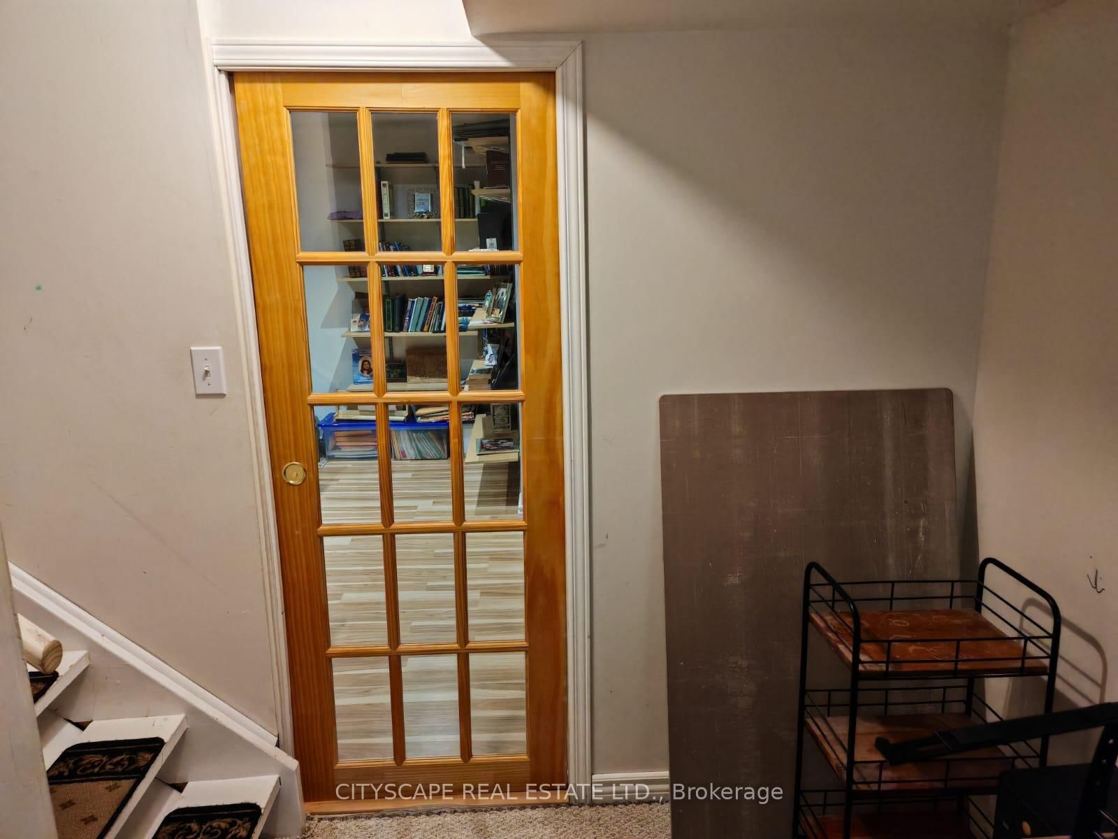 Semi-Detached House for sale at 1065 Clark Boulevard, Milton, Ontario, L9T 6Y1 - Beaty - MLS: W12917290