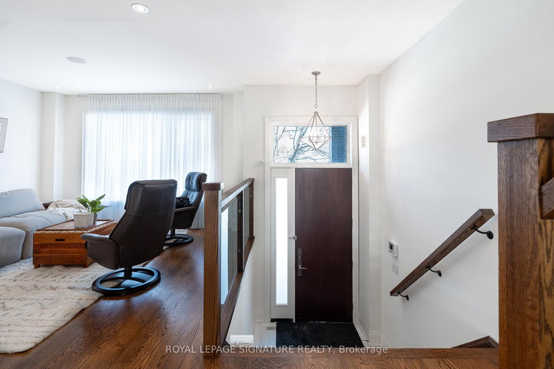 119B Hillside Ave, Toronto, M8V 1T3 | Image 2