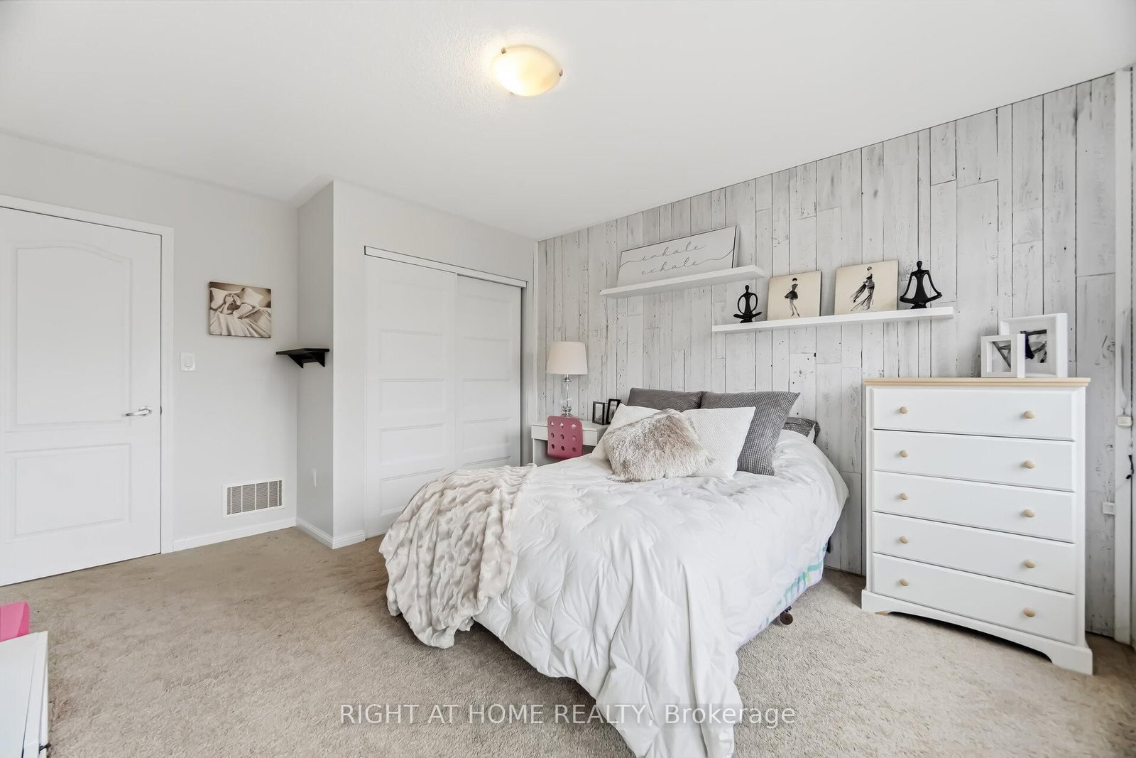 Detached House for sale at 277 Potts Terrace, Milton, Ontario, L9T 0X6 - Harrison - MLS: W12917348