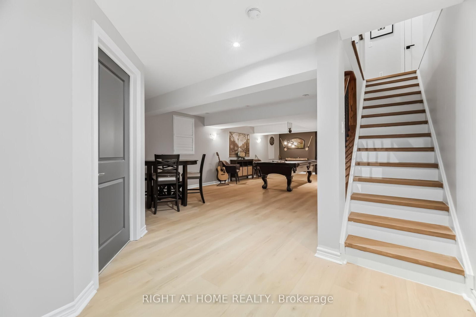 Detached House for sale at 277 Potts Terrace, Milton, Ontario, L9T 0X6 - Harrison - MLS: W12917348