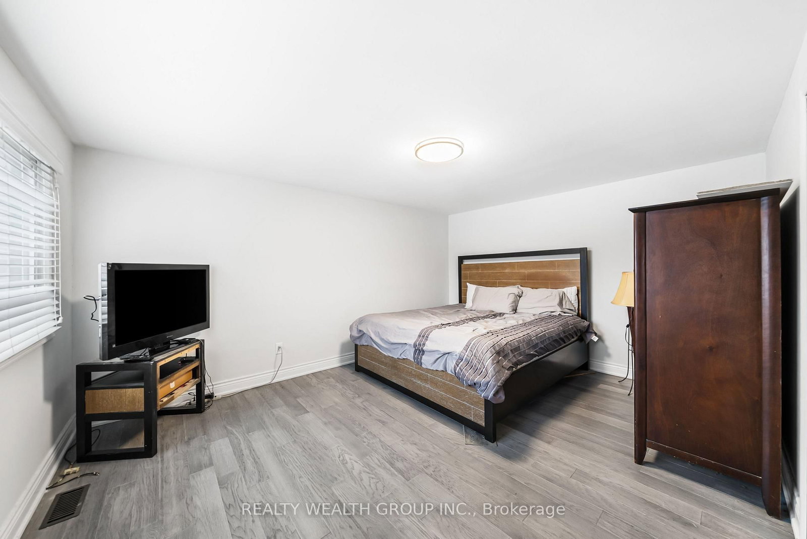 Townhouse for sale at 39-521 Timber Lane, Burlington, Ontario, L7L 4B1 - Appleby - MLS: W12917560