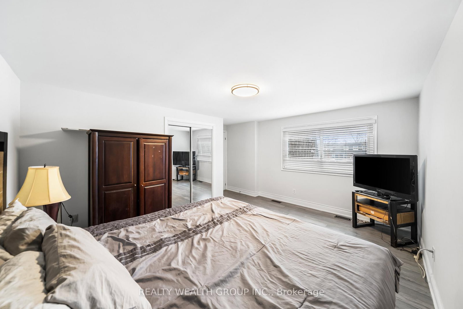 Townhouse for sale at 39-521 Timber Lane, Burlington, Ontario, L7L 4B1 - Appleby - MLS: W12917560