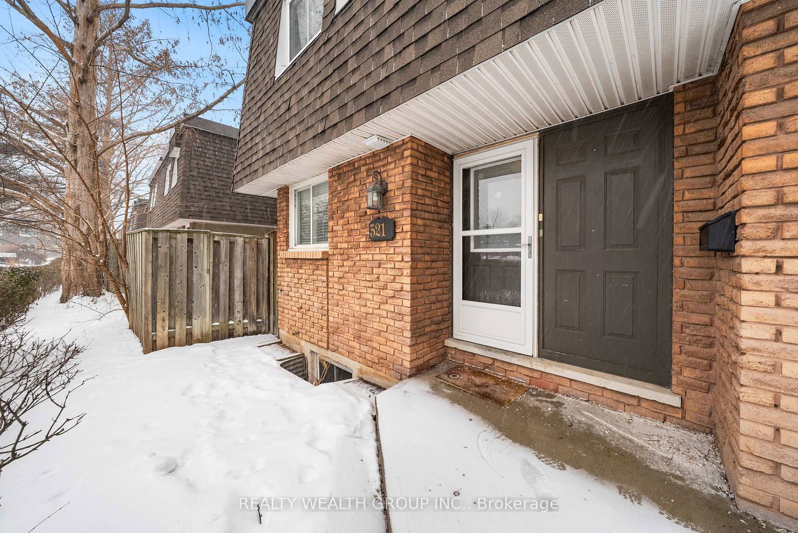Townhouse for sale at 39-521 Timber Lane, Burlington, Ontario, L7L 4B1 - Appleby - MLS: W12917560
