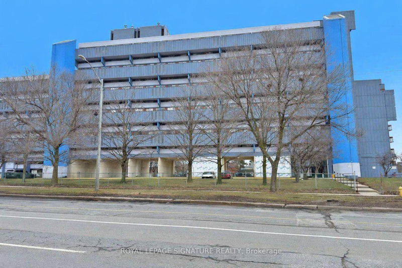 home for lease on 819-4645 Jane Street