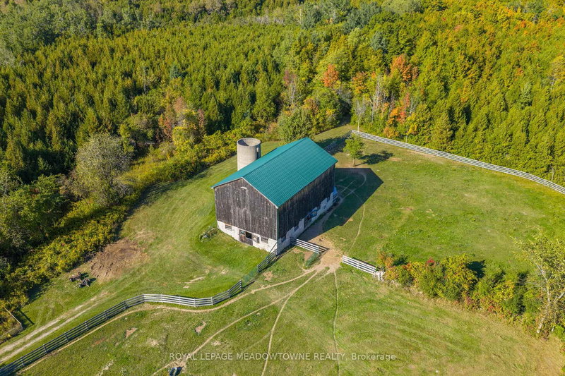 16089 Shaws Creek Rd, Caledon, L7C 1V9 | Image 2