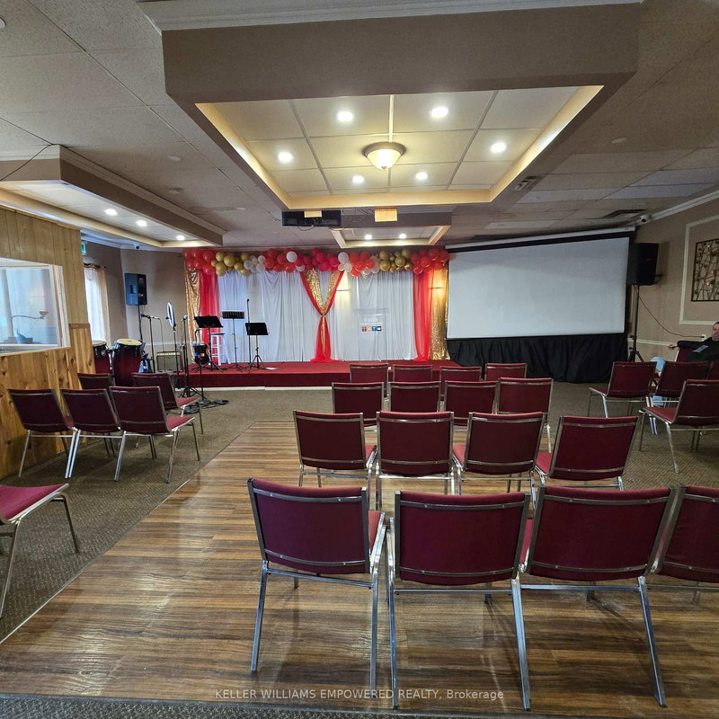 B - 55 Beverly Hills Dr, Toronto, M3L 1A2 | Image 2