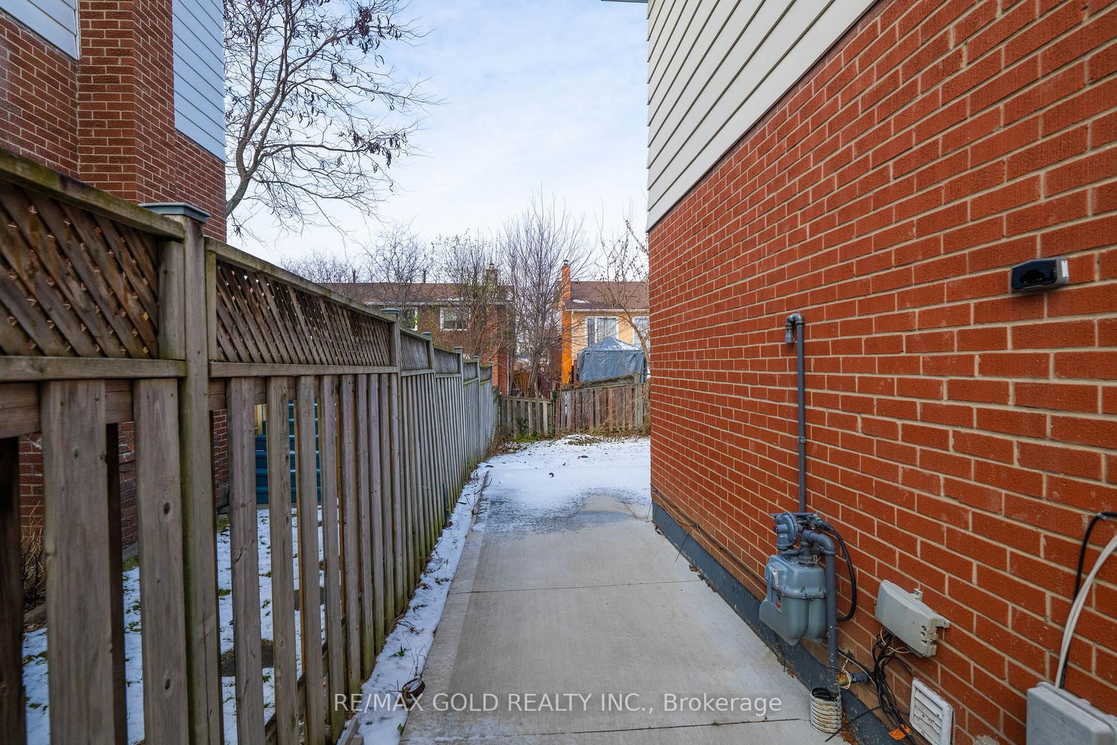 Listing Image 44