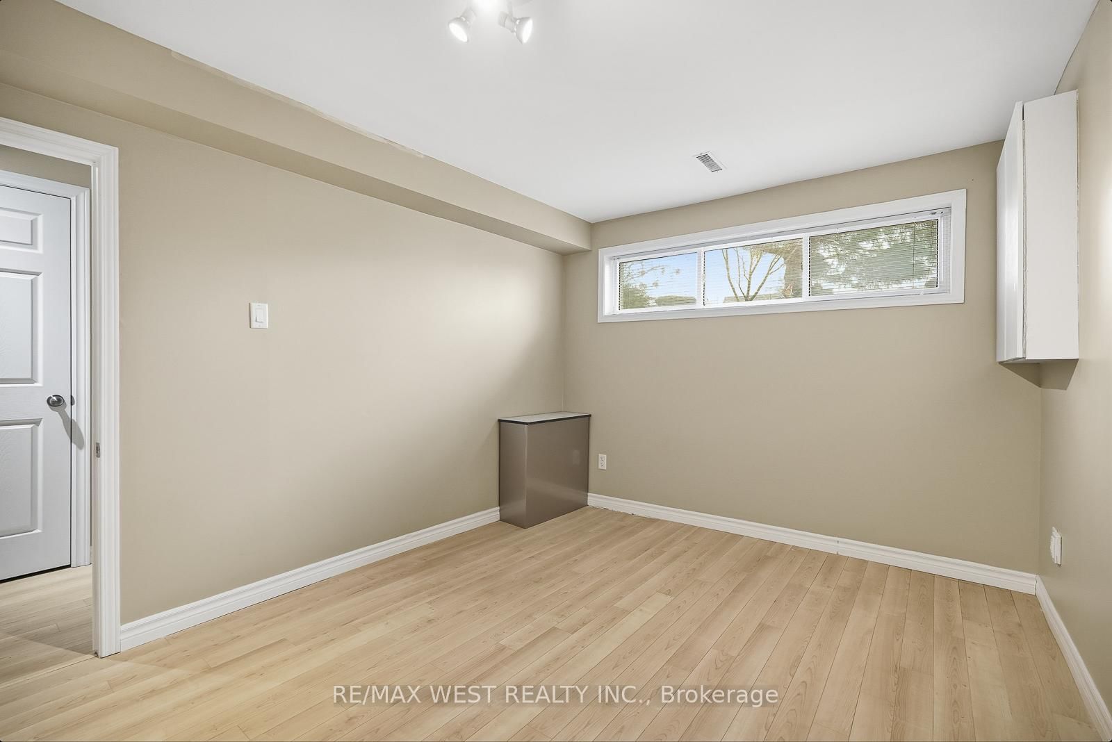 Detached House for lease at Basement-6 Marshall Boulevard, Toronto, Ontario, M6N 2R7 - Rockcliffe-Smythe - MLS: W12918480