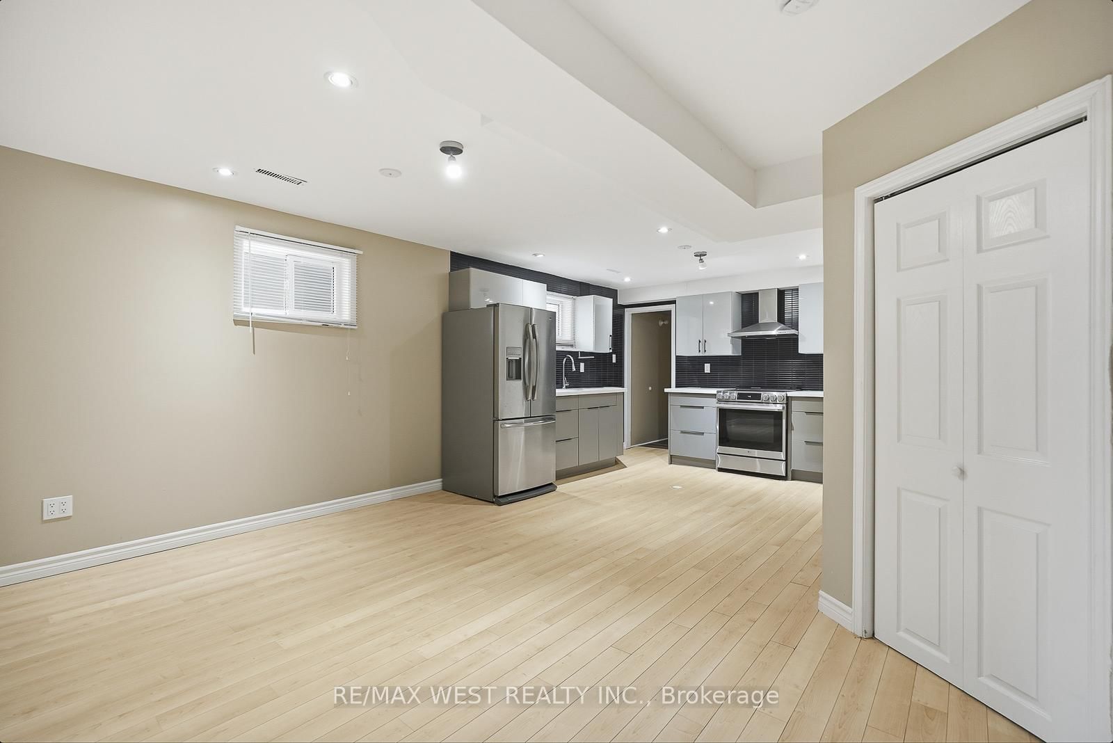 Detached House for lease at Basement-6 Marshall Boulevard, Toronto, Ontario, M6N 2R7 - Rockcliffe-Smythe - MLS: W12918480