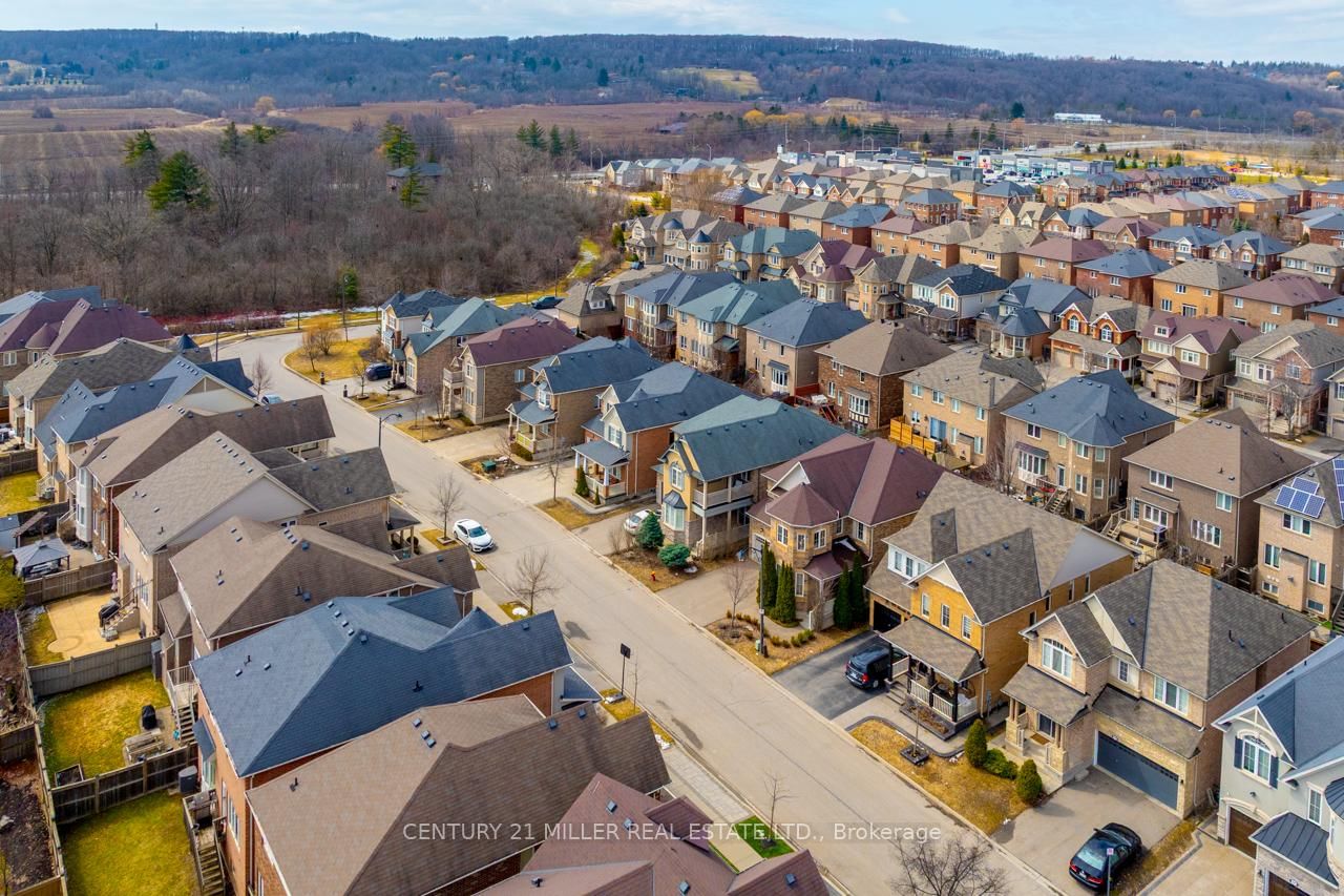 Detached House for sale at 468 Coombs Court, Milton, Ontario, L9T 7N5 - Scott - MLS: W12918584