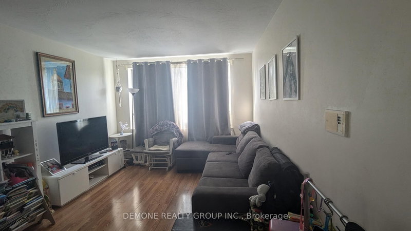 5 - 777 Lawrence Ave W, Toronto, M6A 1C2 | Image 2