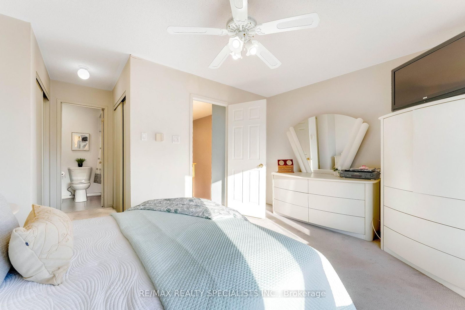 Semi-Detached House for sale at 65 Clover Bloom Road, Brampton, Ontario, L6R 1S4 - Sandringham-Wellington - MLS: W12919060