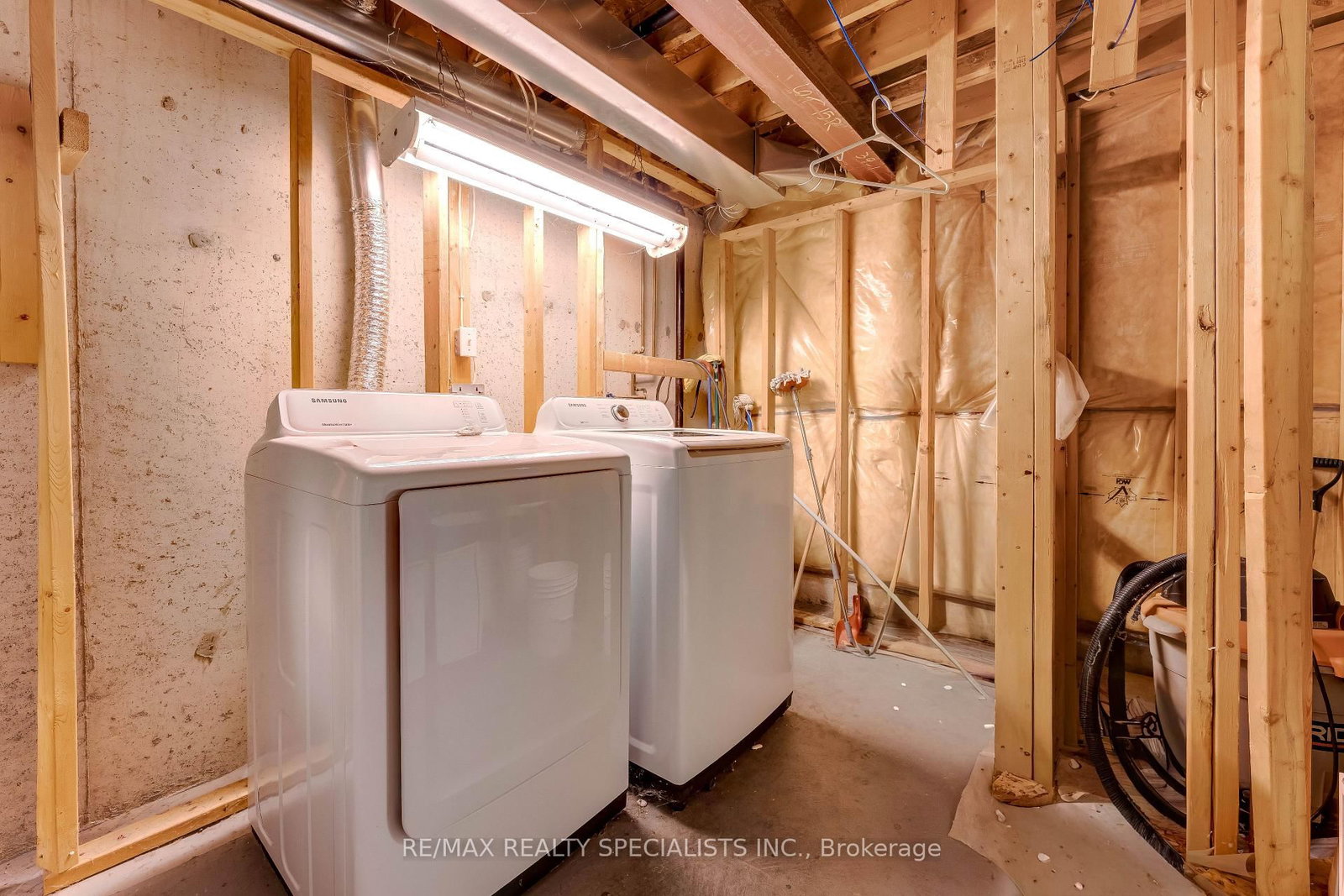 Semi-Detached House for sale at 65 Clover Bloom Road, Brampton, Ontario, L6R 1S4 - Sandringham-Wellington - MLS: W12919060