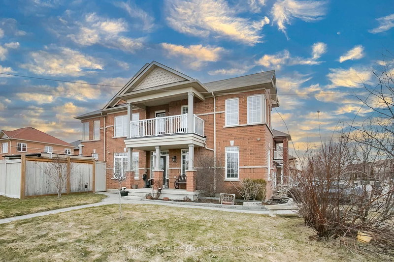 33 Accent Circ, Brampton, L7A 0L3 | Image 2