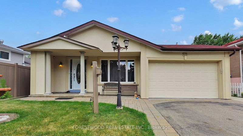 571 Silver Creek Blvd, Mississauga, L5A 2B6 | Image 2