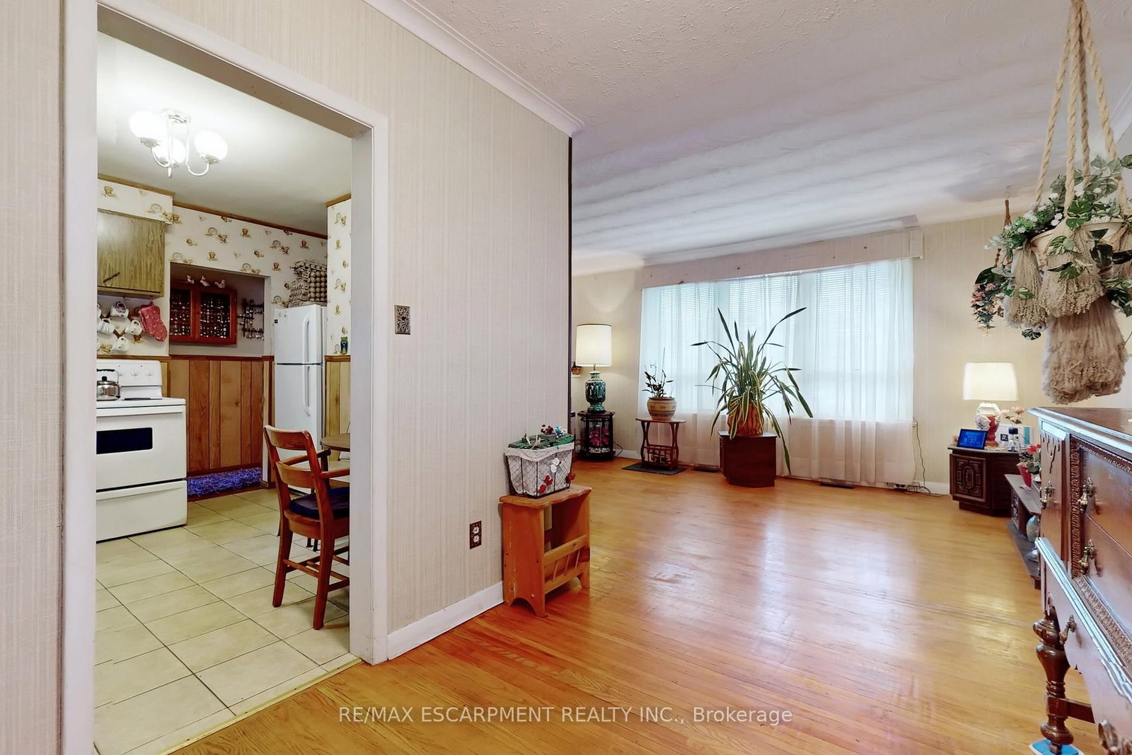 Detached House for sale at 541 WINGROVE Crescent, Oakville, Ontario, L6L 4R7 - West - MLS: W12920112