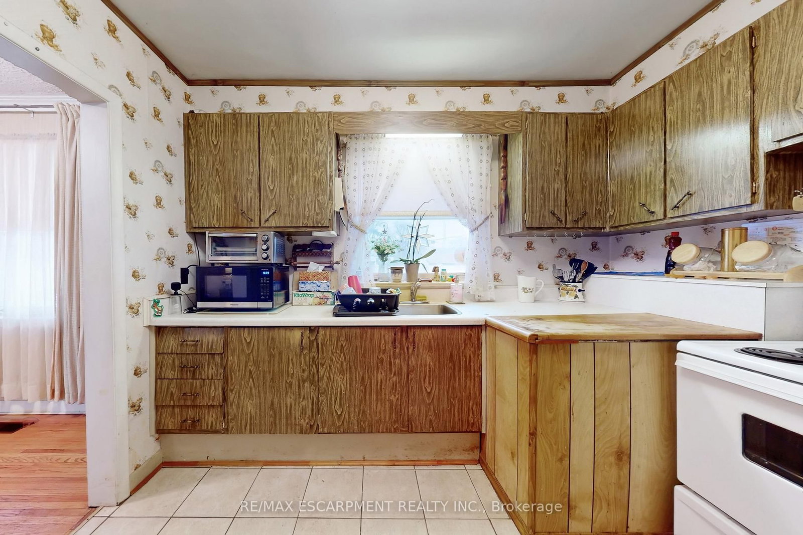 Detached House for sale at 541 WINGROVE Crescent, Oakville, Ontario, L6L 4R7 - West - MLS: W12920112