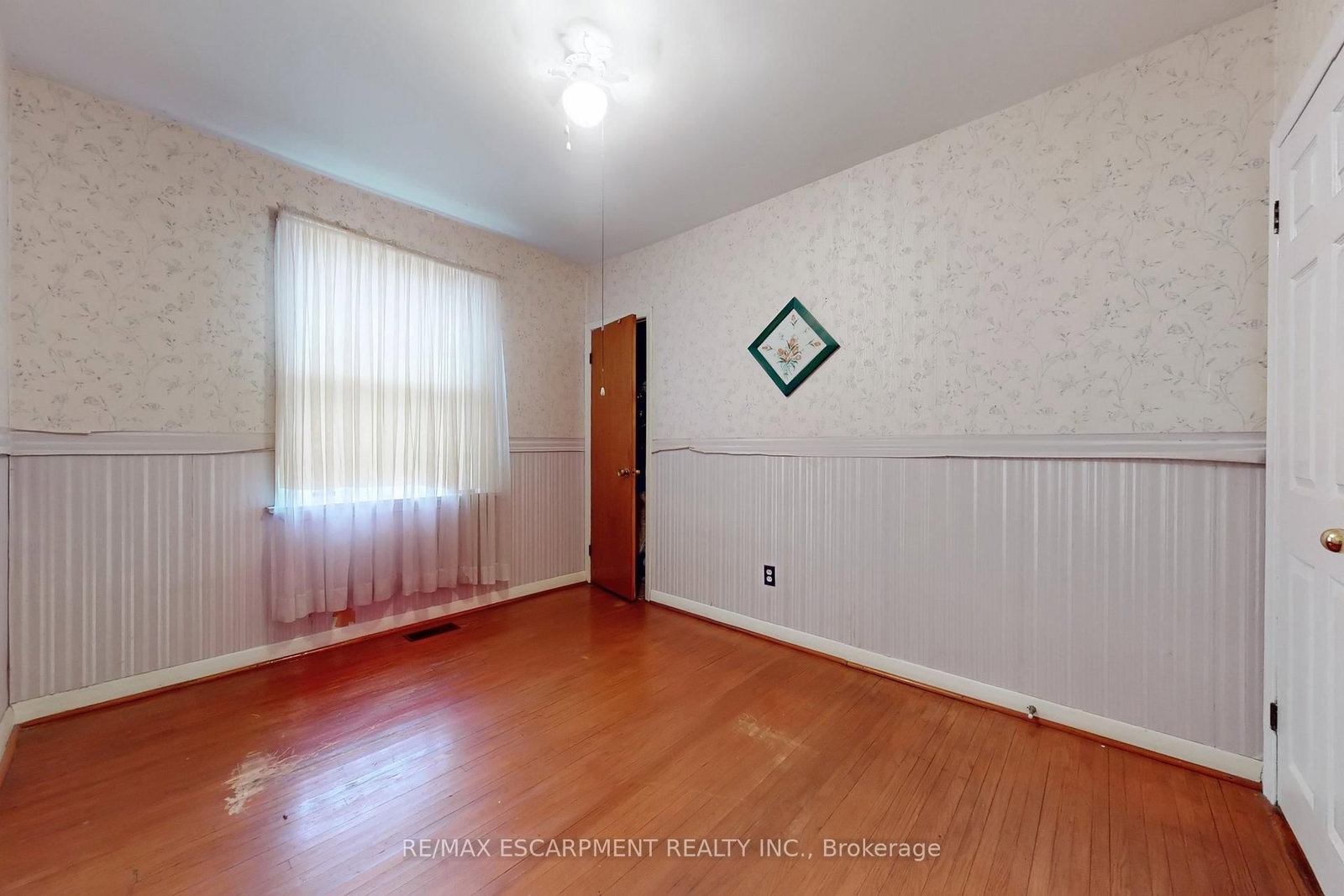 Detached House for sale at 541 WINGROVE Crescent, Oakville, Ontario, L6L 4R7 - West - MLS: W12920112