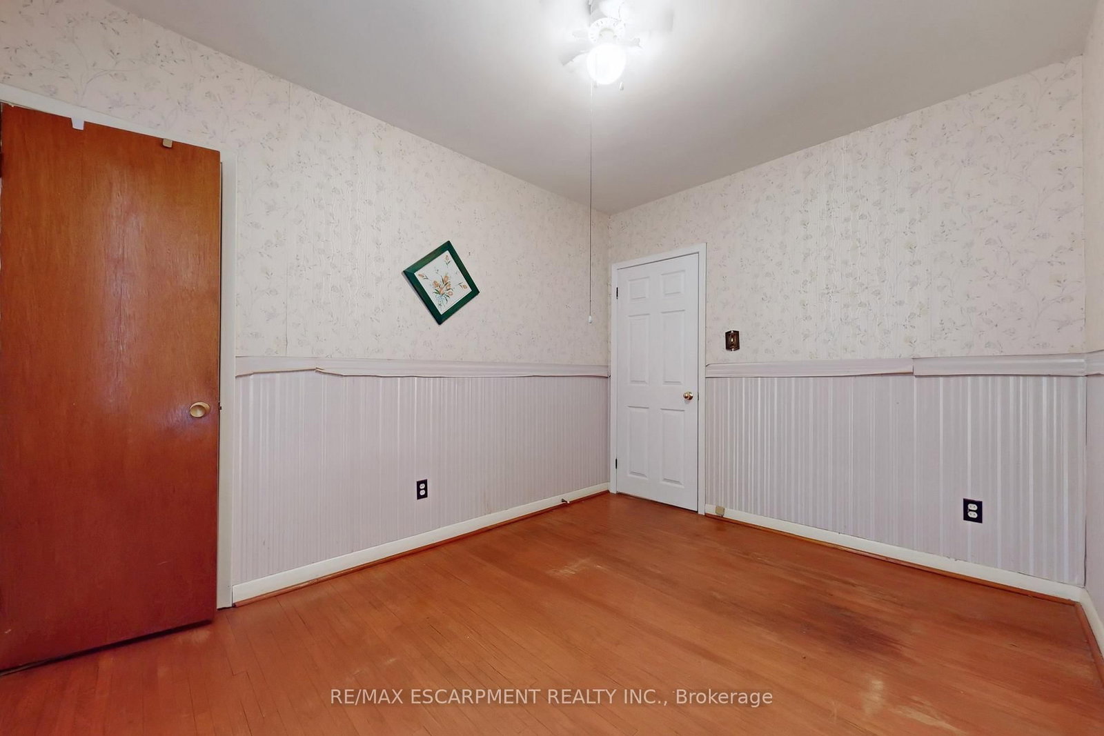 Detached House for sale at 541 WINGROVE Crescent, Oakville, Ontario, L6L 4R7 - West - MLS: W12920112