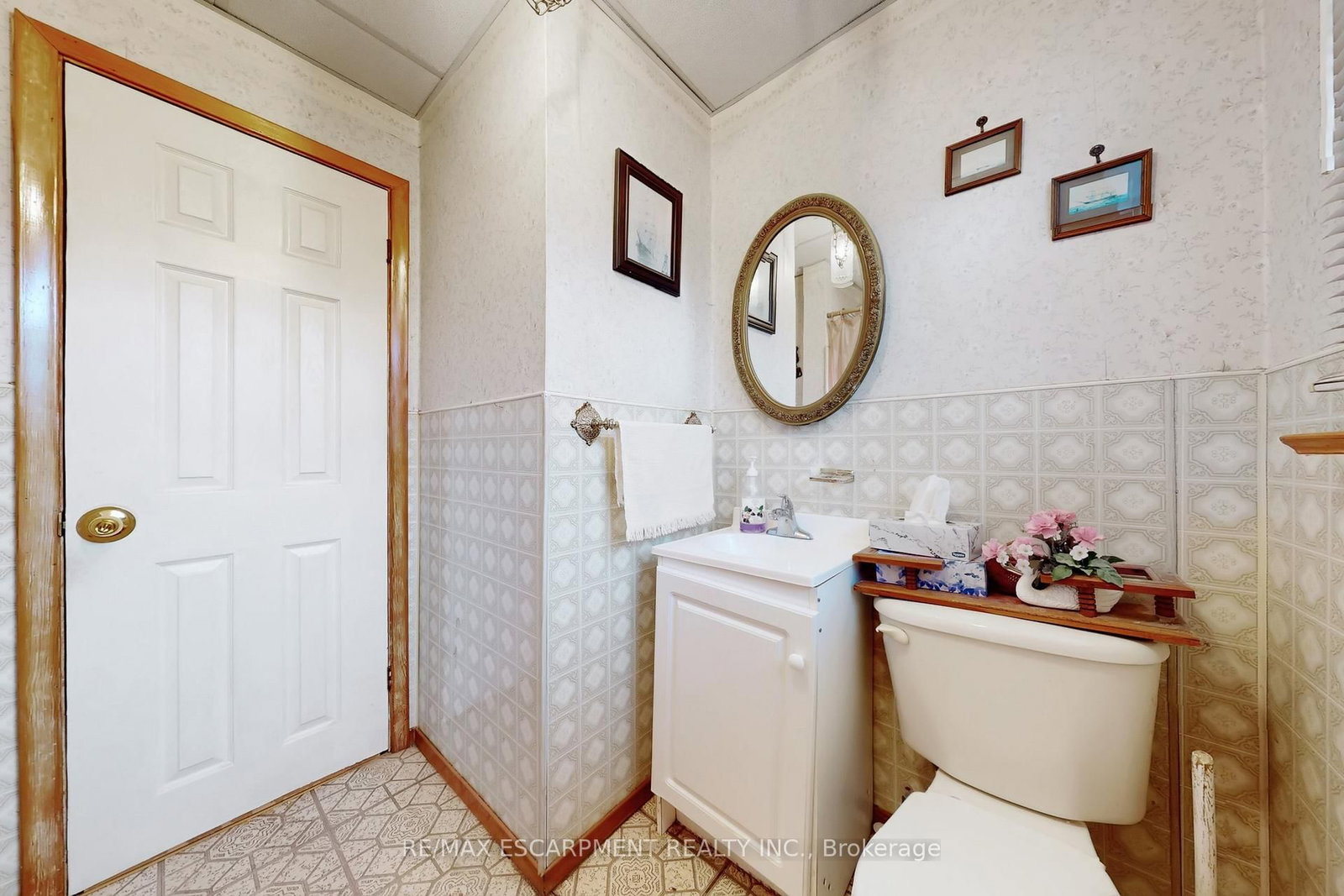 Detached House for sale at 541 WINGROVE Crescent, Oakville, Ontario, L6L 4R7 - West - MLS: W12920112