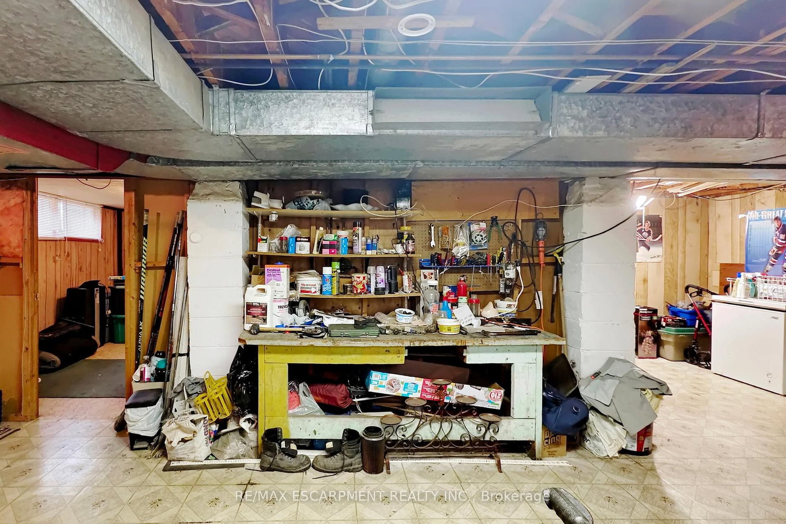 Detached House for sale at 541 WINGROVE Crescent, Oakville, Ontario, L6L 4R7 - West - MLS: W12920112