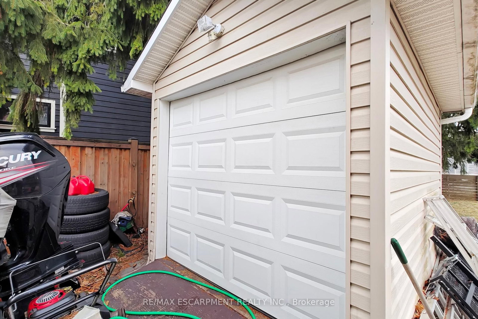 Detached House for sale at 541 WINGROVE Crescent, Oakville, Ontario, L6L 4R7 - West - MLS: W12920112