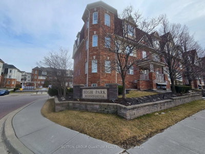 Unit 3 — 594 Shoreline Drive — photo 2