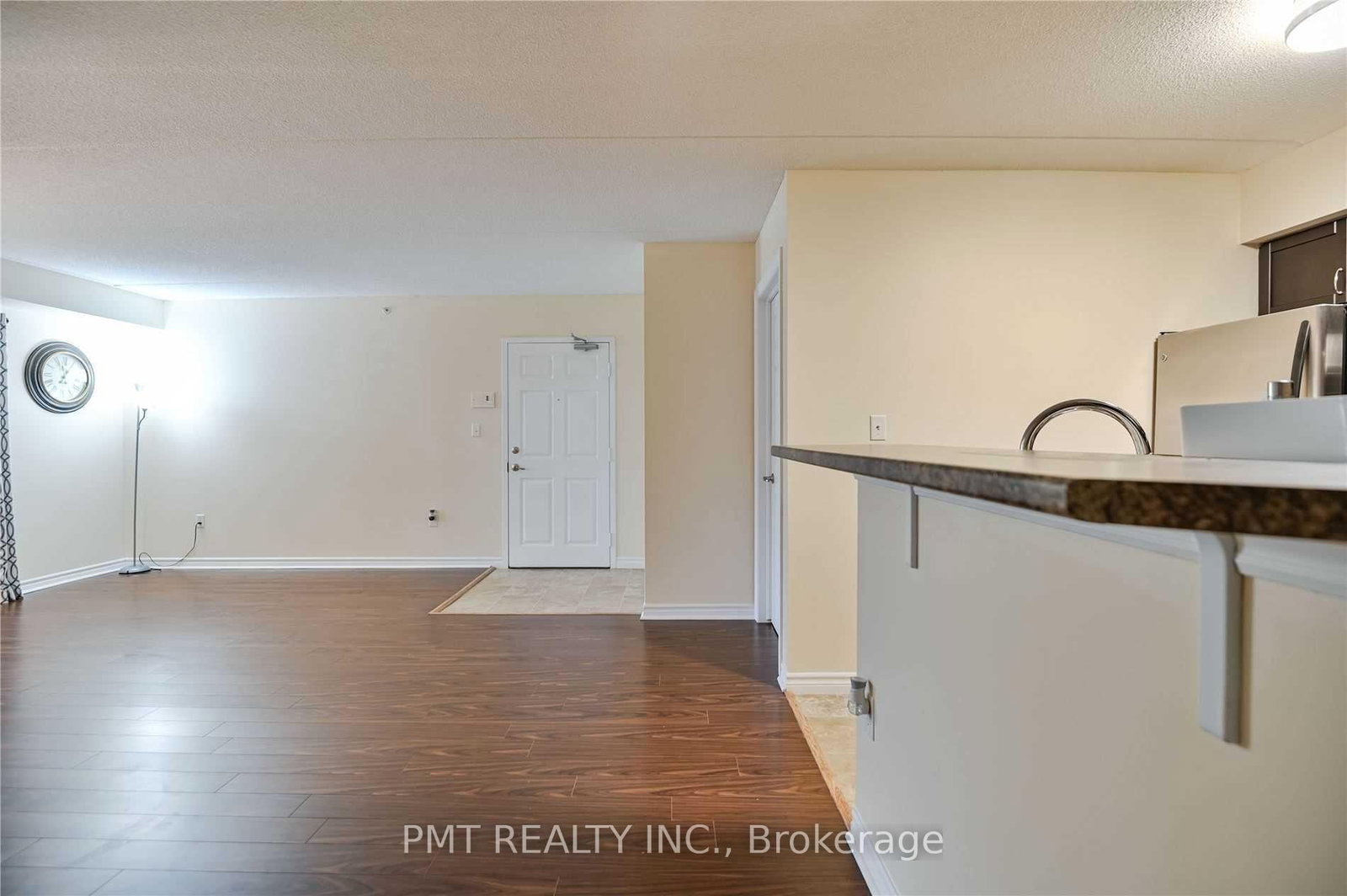 Condo for lease at 206-1370 Main Street, Milton, Ontario, L9T 7S8 - Dempsey - MLS: W12920408