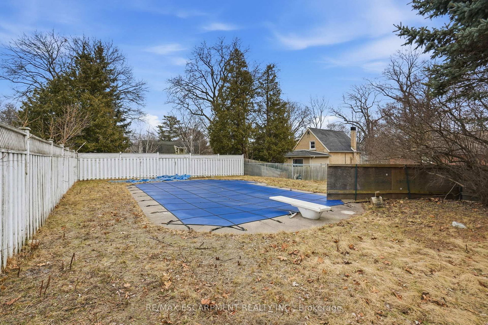 Listing Image 7