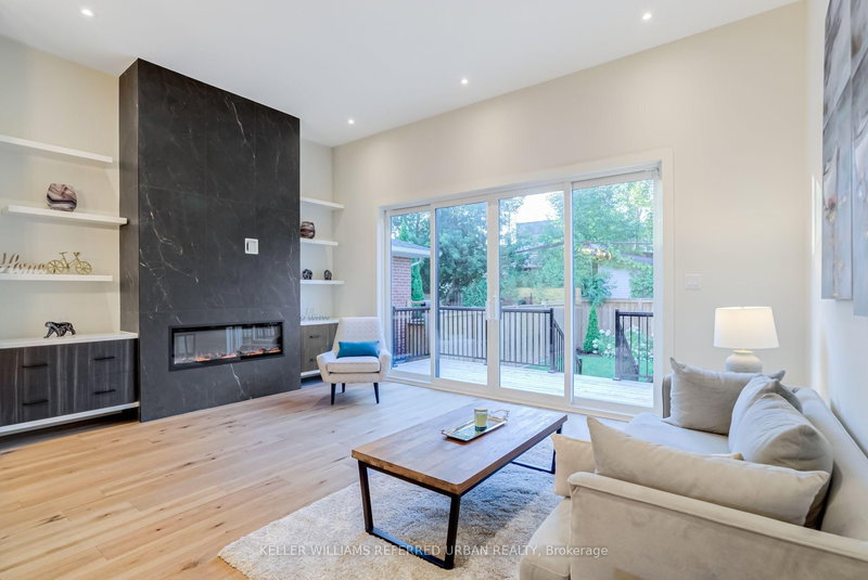 62 Ash Cres, Toronto, M8W 1E6 | Image 3