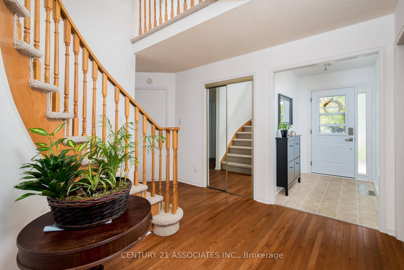 Detached House for sale at 1324 Quinpool Court, Mississauga, Ontario, L5C 4J3 - Creditview - MLS: W12920924