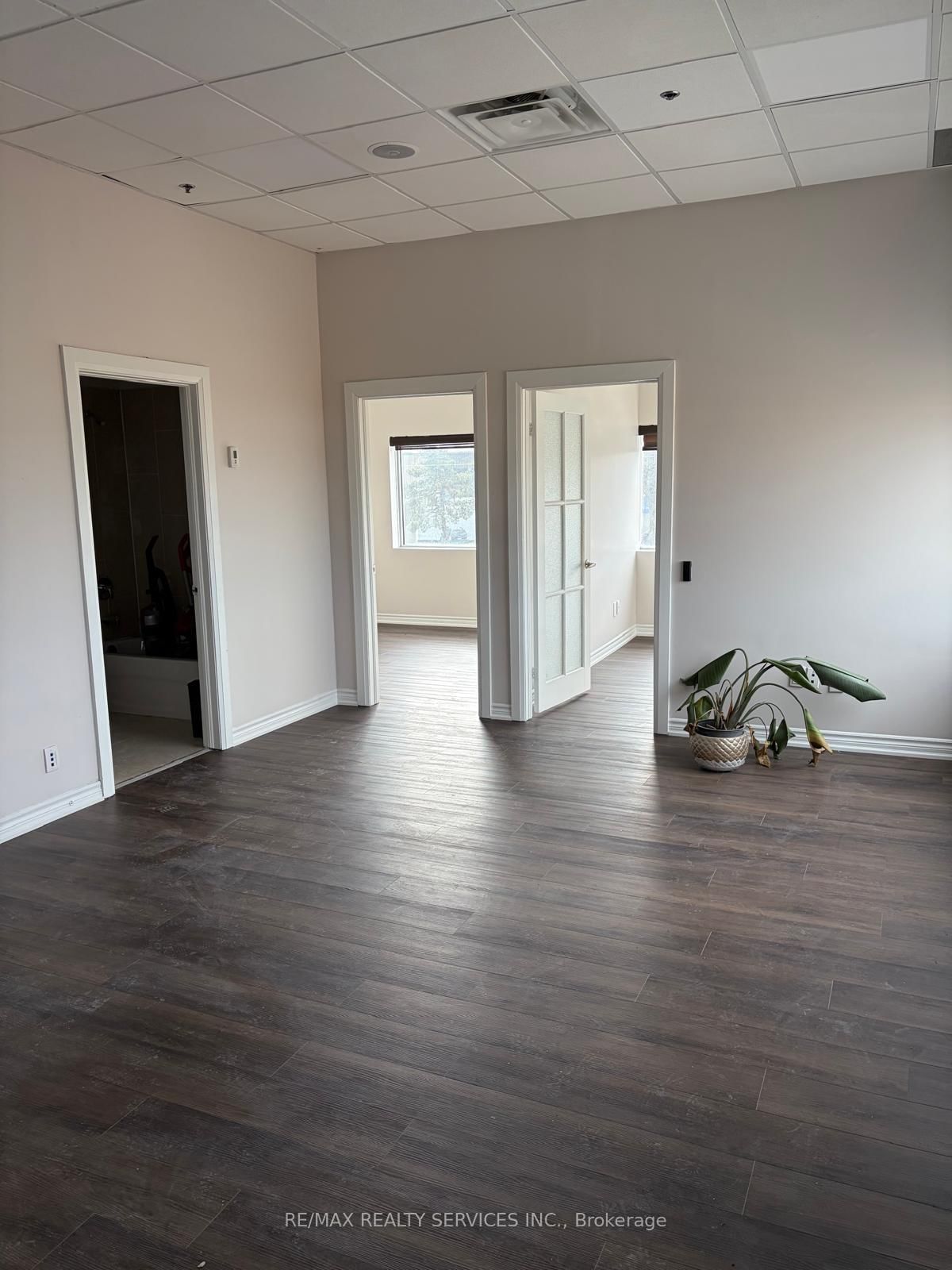 19 Woodbine Downs Boulevard, Unit 216 - Photo 11