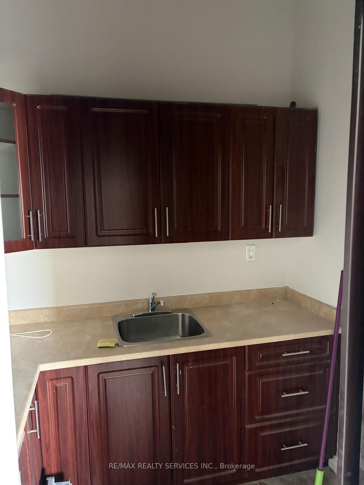 19 Woodbine Downs Boulevard, Unit 216 - Photo 9