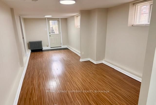 Lower - 30 Glenholme Ave, Toronto, M6H 3A9 | Image 3