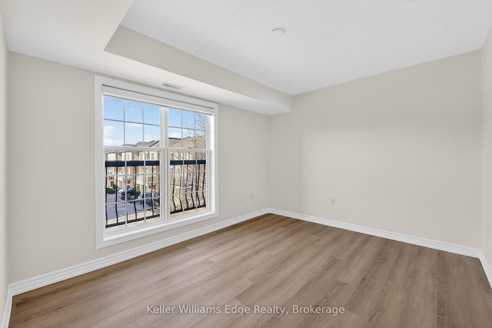 Condo for sale at 301-1350 Main Street, Milton, Ontario, L9T 7S7 - Dempsey - MLS: W12921216