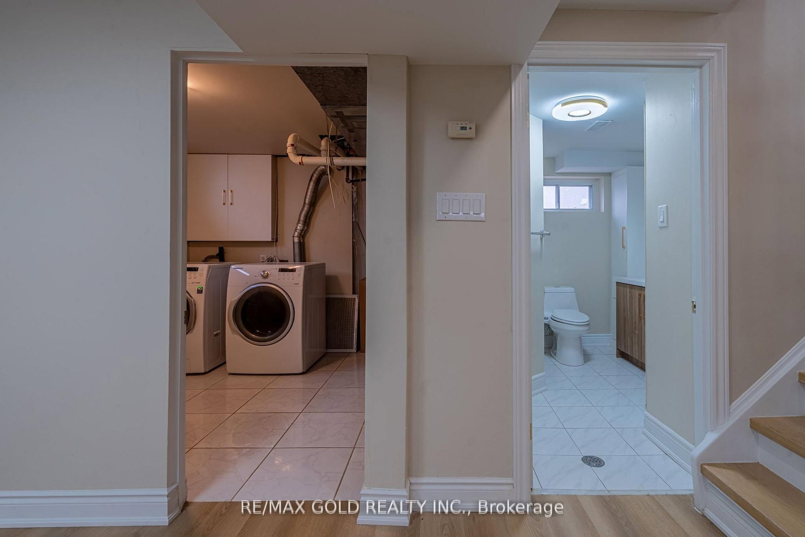 Detached House for sale at 15 Athlone Avenue, Brampton, Ontario, L6T 2N5 - Avondale - MLS: W12921338