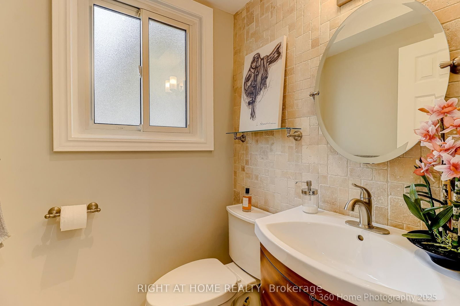 Detached House for sale at 38 Culham Street, Oakville, Ontario, L6H 1G5 - College Park - MLS: W12921352