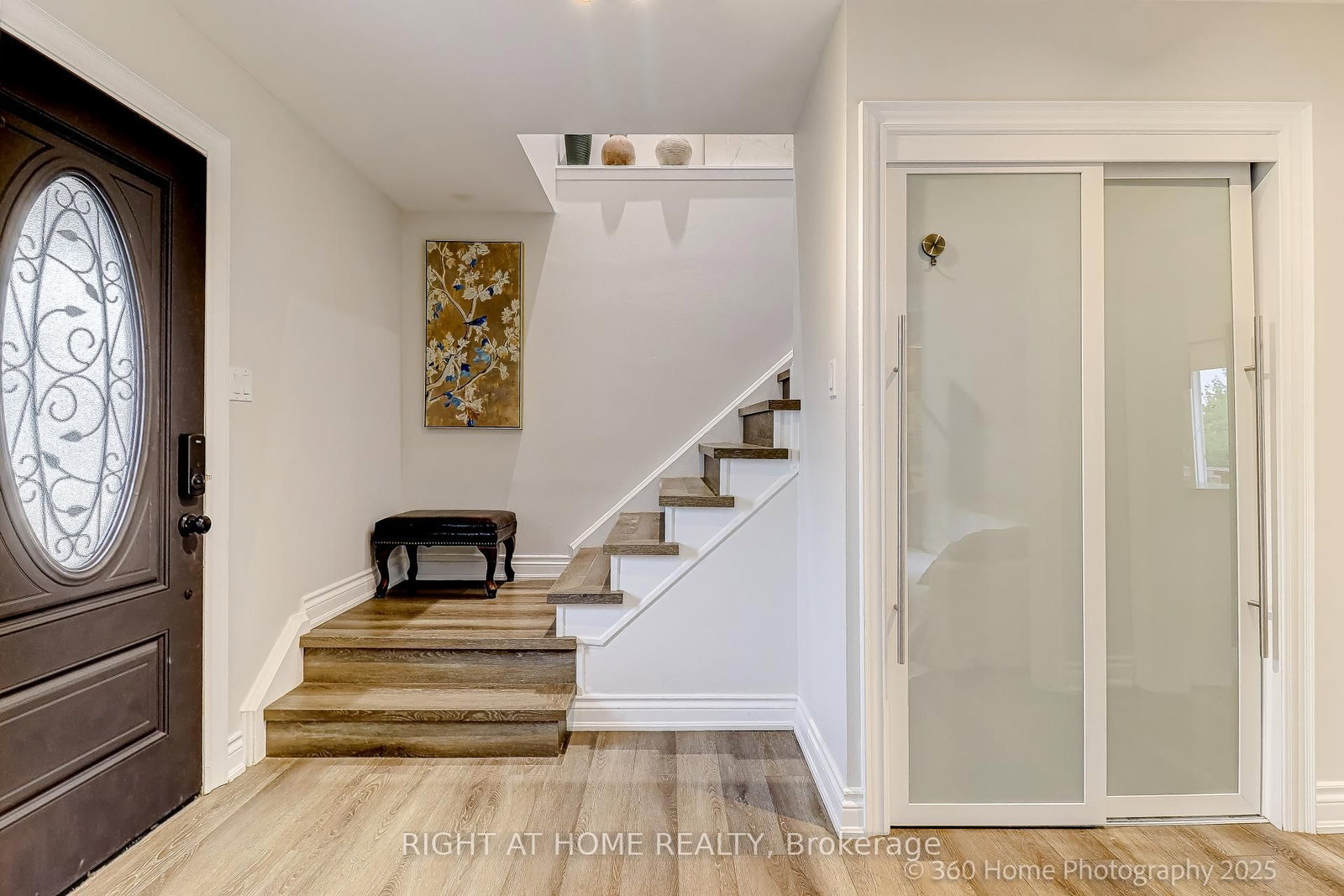 Detached House for sale at 38 Culham Street, Oakville, Ontario, L6H 1G5 - College Park - MLS: W12921352