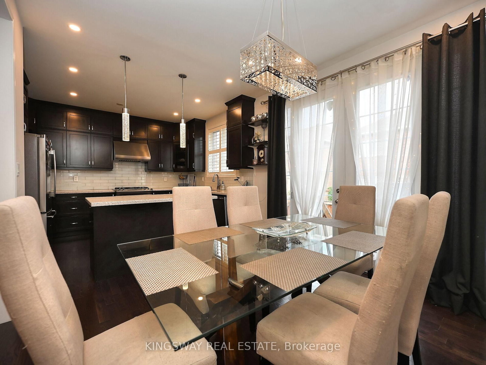 Detached House for sale at 620 LANGHOLM Street, Milton, Ontario, L9T 8Z8 - Coates - MLS: W12921502