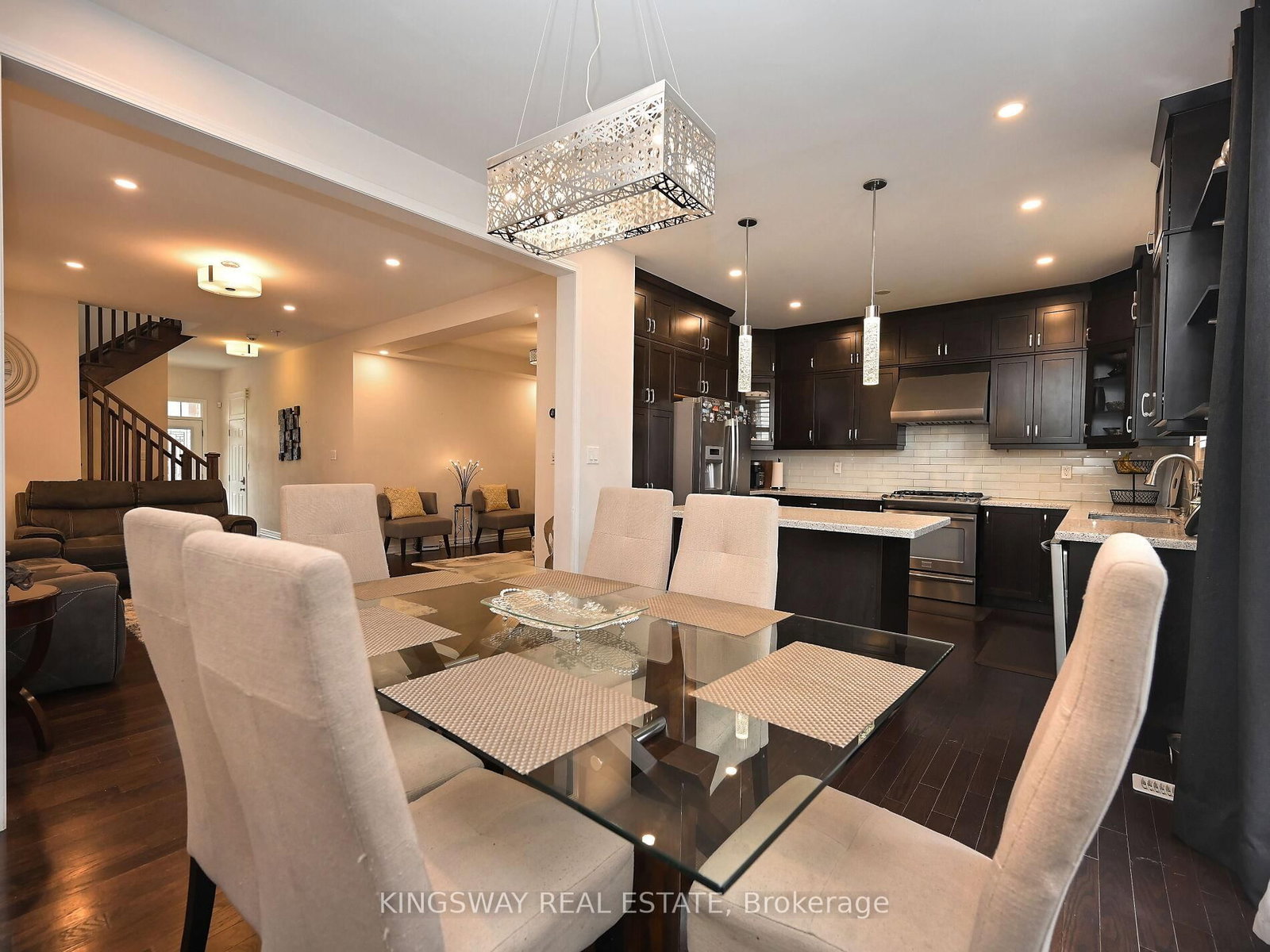 Detached House for sale at 620 LANGHOLM Street, Milton, Ontario, L9T 8Z8 - Coates - MLS: W12921502