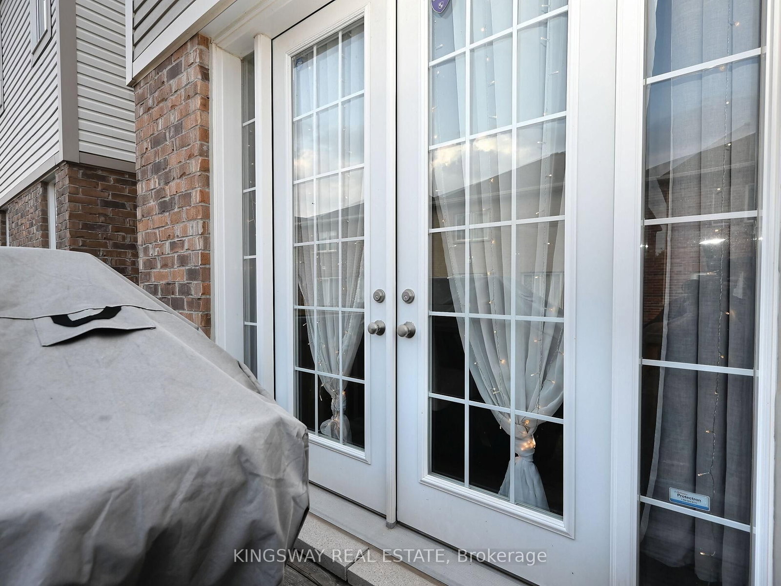 Detached House for sale at 620 LANGHOLM Street, Milton, Ontario, L9T 8Z8 - Coates - MLS: W12921502