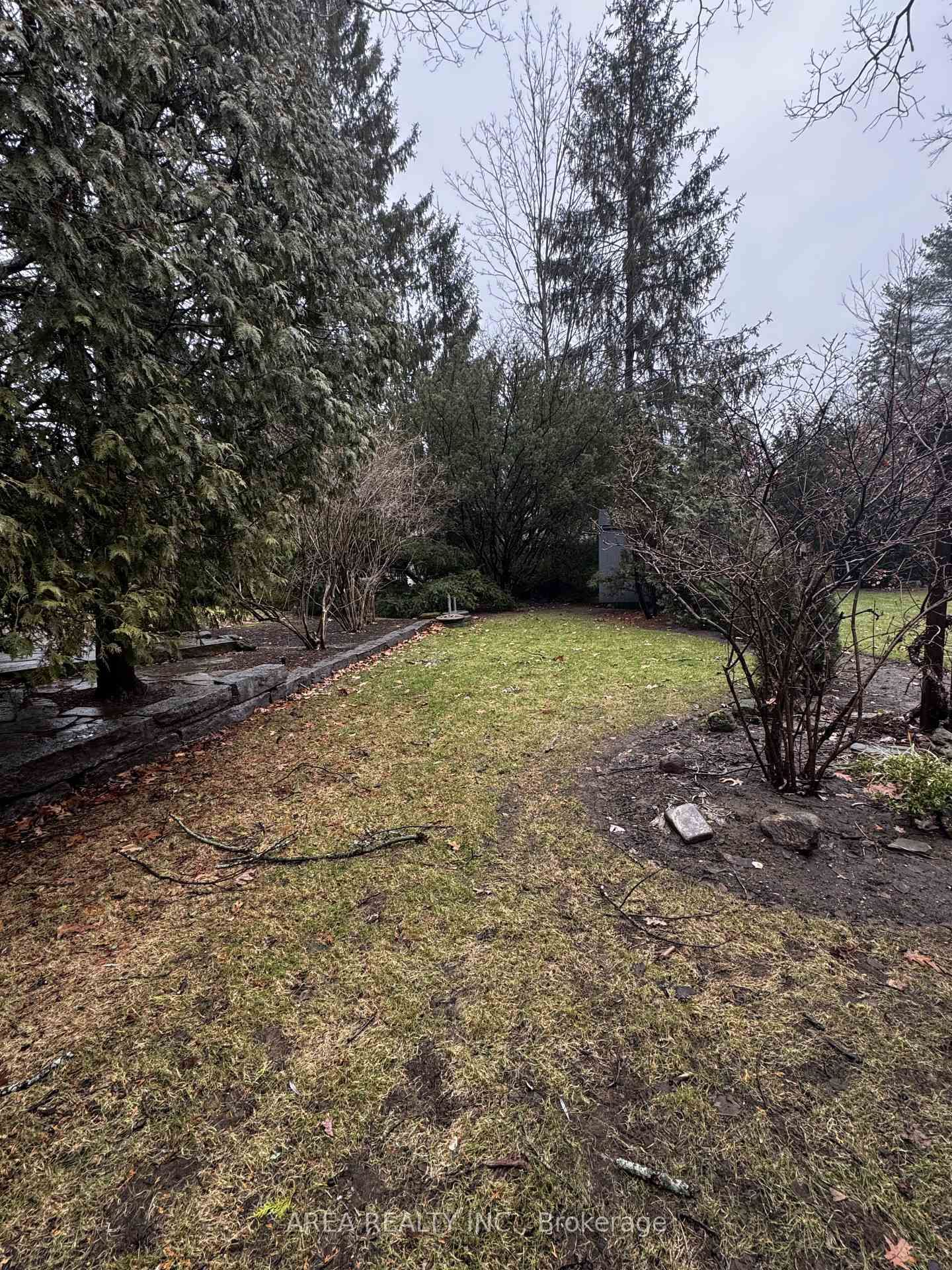 1413 Queen Victoria Avenue, Unit Lower - Photo 6