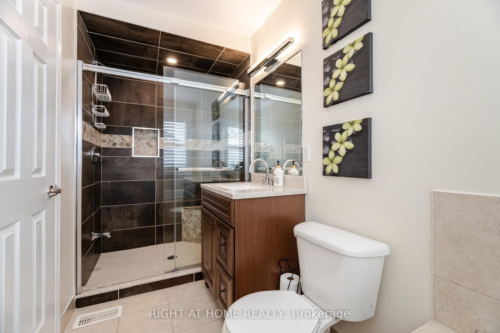 Detached House for sale at 14 Duffel Crescent, Halton Hills, Ontario, L7G 0H7 - Georgetown - MLS: W12921748