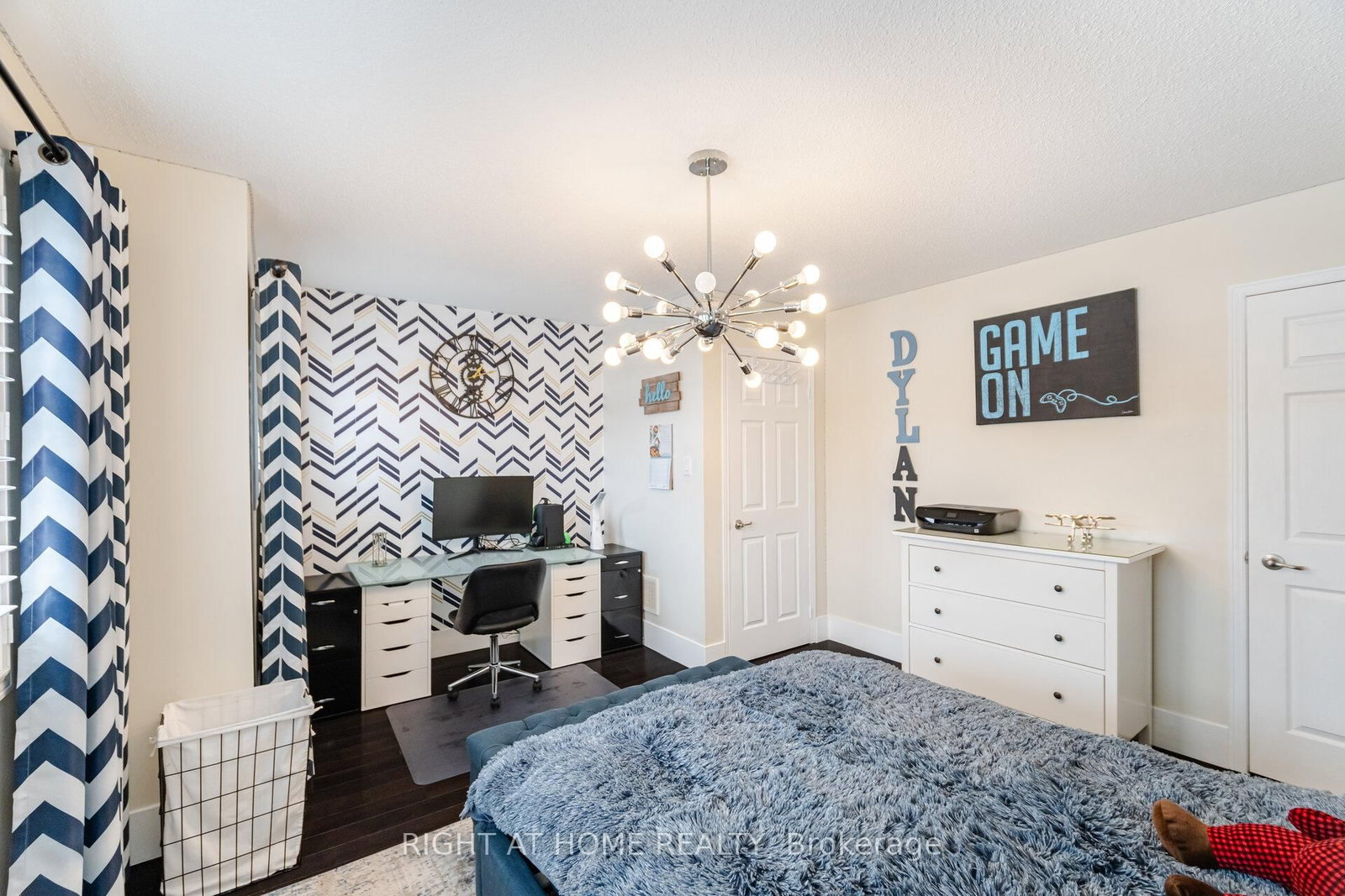 Detached House for sale at 14 Duffel Crescent, Halton Hills, Ontario, L7G 0H7 - Georgetown - MLS: W12921748