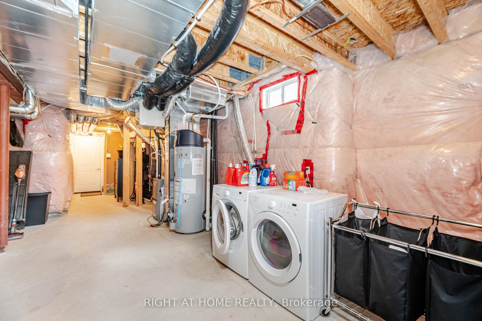 Detached House for sale at 14 Duffel Crescent, Halton Hills, Ontario, L7G 0H7 - Georgetown - MLS: W12921748