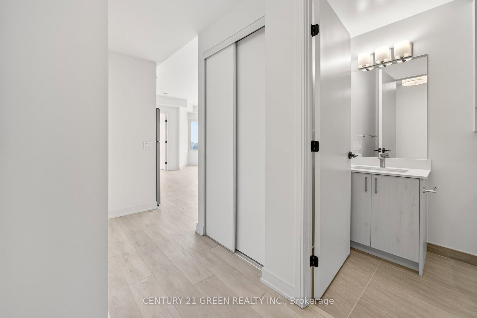 Condo for sale at 1902-8020 Derry Road, Milton, Ontario, L9T 9N7 - Coates - MLS: W12921750