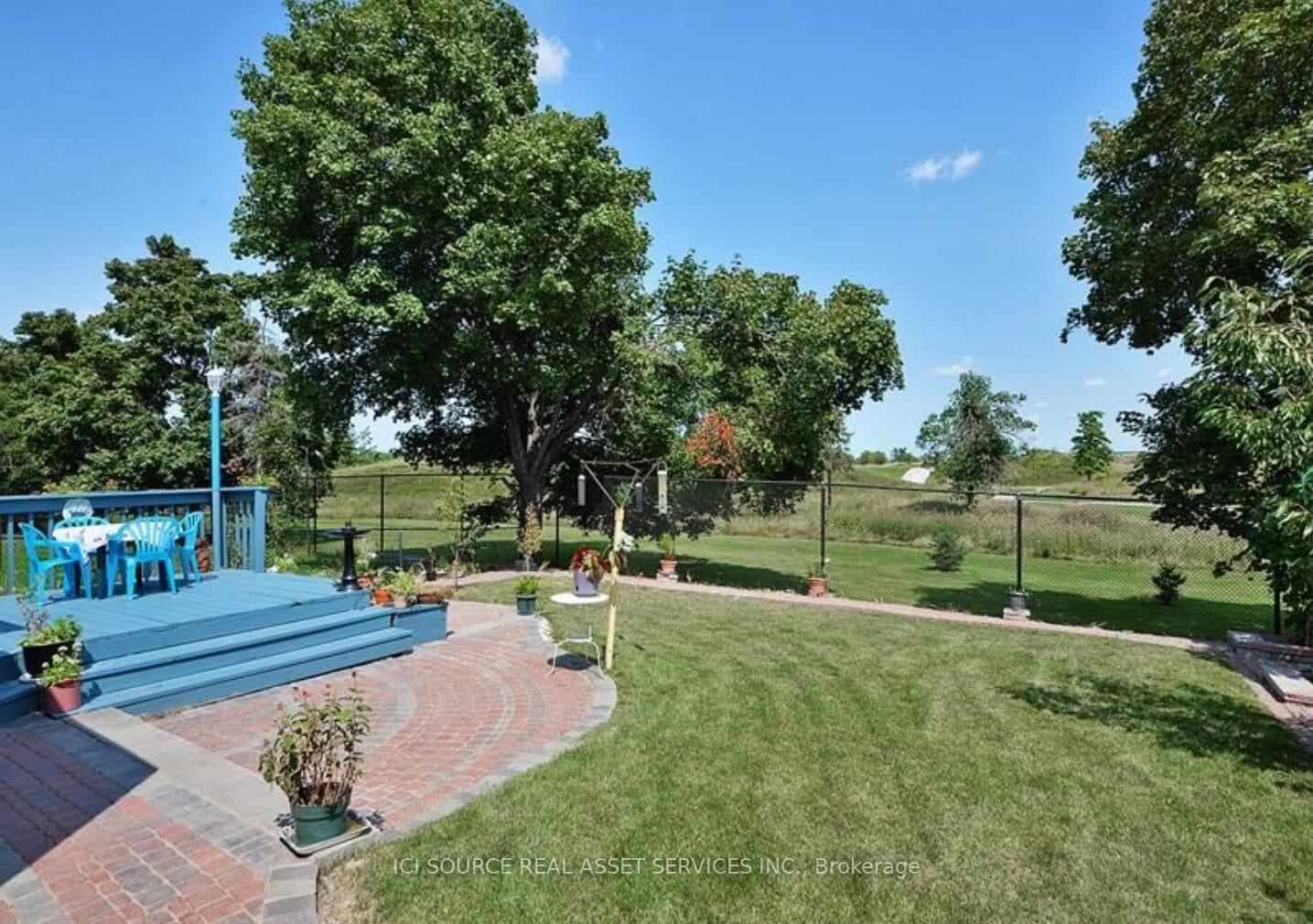 Detached House for sale at 20 Plover Place, Brampton, Ontario, L6W 4C5 - Fletcher's Creek South - MLS: W12922424