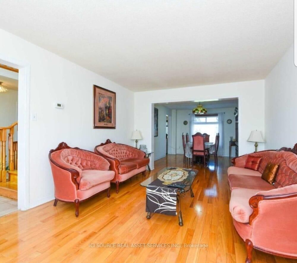 Detached House for sale at 20 Plover Place, Brampton, Ontario, L6W 4C5 - Fletcher's Creek South - MLS: W12922424