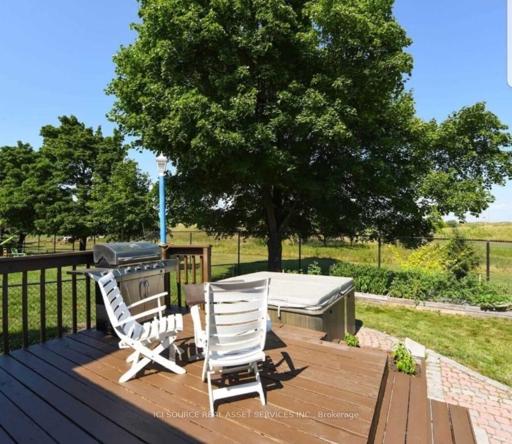 Detached House for sale at 20 Plover Place, Brampton, Ontario, L6W 4C5 - Fletcher's Creek South - MLS: W12922424